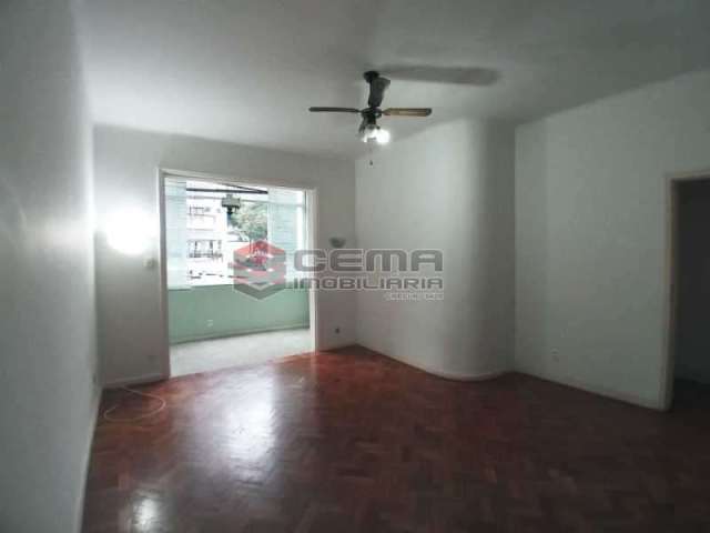 Apartamento com 3 quartos à venda na Rua das Laranjeiras, Laranjeiras, Rio de Janeiro, 113 m2 por R$ 899.000