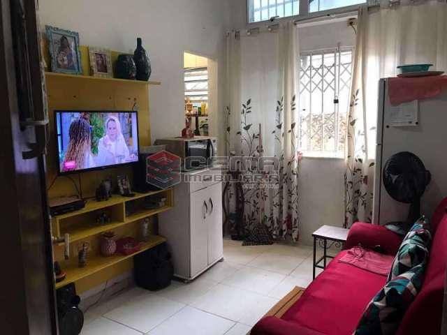 Apartamento com 1 quarto à venda na Rua do Fialho, Glória, Rio de Janeiro, 26 m2 por R$ 275.000