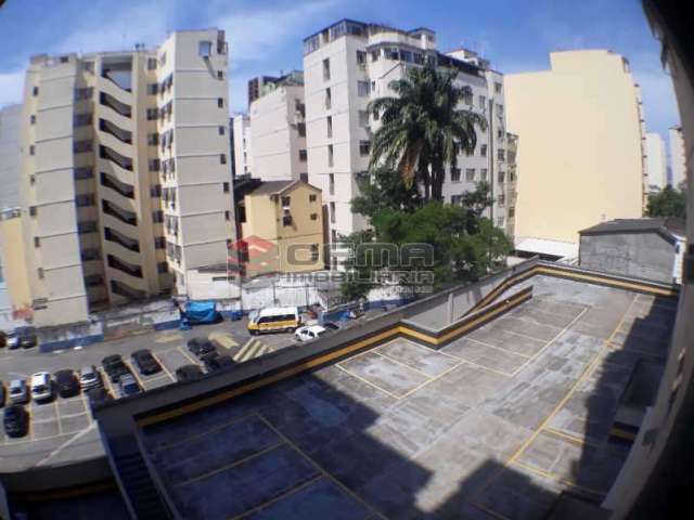 Apartamento com 2 quartos à venda na Rua Buarque de Macedo, Flamengo, Rio de Janeiro, 50 m2 por R$ 590.000