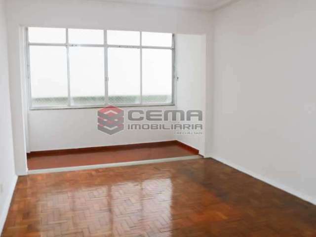 Apartamento com 3 quartos à venda na Rua Benjamim Constant, Glória, Rio de Janeiro, 110 m2 por R$ 795.000