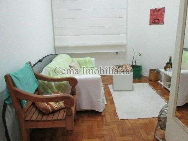 Apartamento com 1 quarto à venda na Rua Buarque de Macedo, Flamengo, Rio de Janeiro, 38 m2 por R$ 595.000