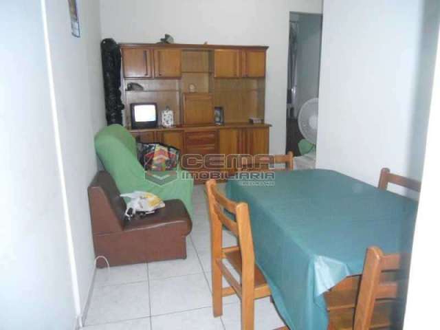 Apartamento com 1 quarto à venda na Rua Benjamim Constant, Glória, Rio de Janeiro, 41 m2 por R$ 330.000