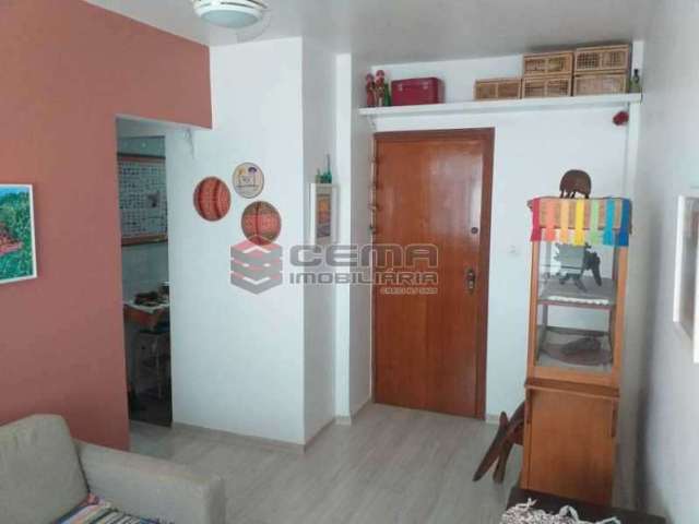 Apartamento com 2 quartos à venda na Rua Pereira da Silva, Laranjeiras, Rio de Janeiro, 50 m2 por R$ 390.000