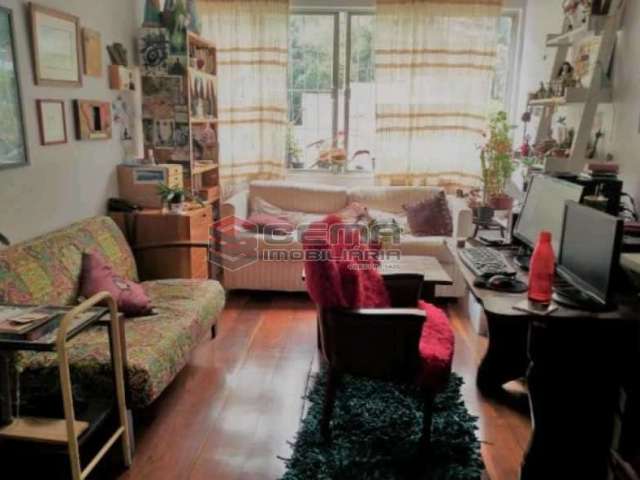 Apartamento com 3 quartos à venda na Rua Pereira da Silva, Laranjeiras, Rio de Janeiro, 100 m2 por R$ 750.000