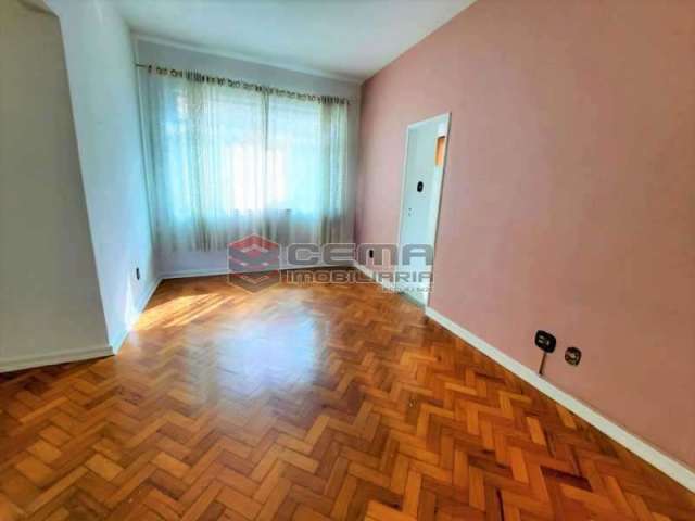 Apartamento com 1 quarto à venda na Rua Benjamim Constant, Glória, Rio de Janeiro, 50 m2 por R$ 450.000