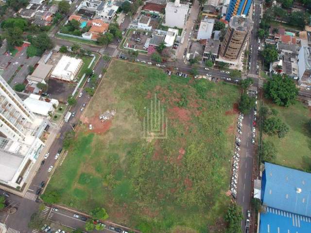 Terreno disponível para venda no Centro de Foz do Iguaçu.