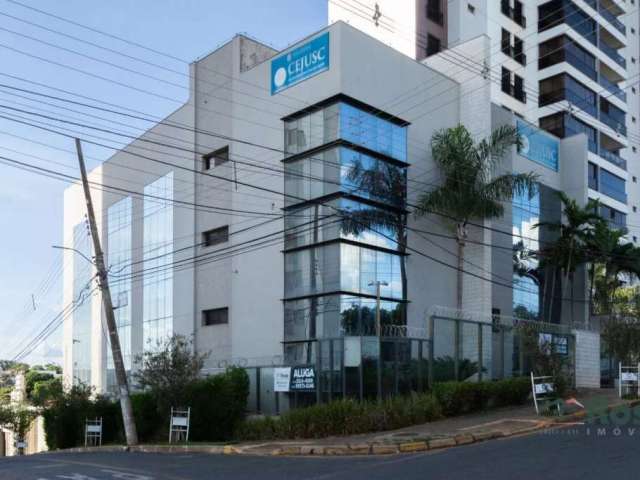 Amplo Prédio Comercial para Locação no Bairro Duque de Caxias, próximo ao Shopping Goiabeiras, Cuiabá. - 16119