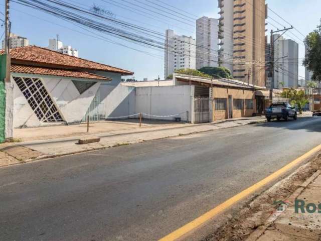 Imóvel Comercial com 7 Salas e 12 Vagas de Garagem, localizado no Bairro Goiabeiras e Próximo ao Colégio Coração de Jesus, Cuiabá. - PO6572