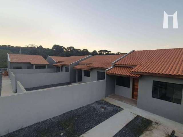 Casa com 2 dormitórios à venda, 53 m² por R$ 249.990,00 - Butiatuva - Campo Largo/PR