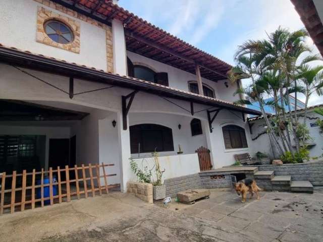 Casa Triplex a venda - Jacarepaguá