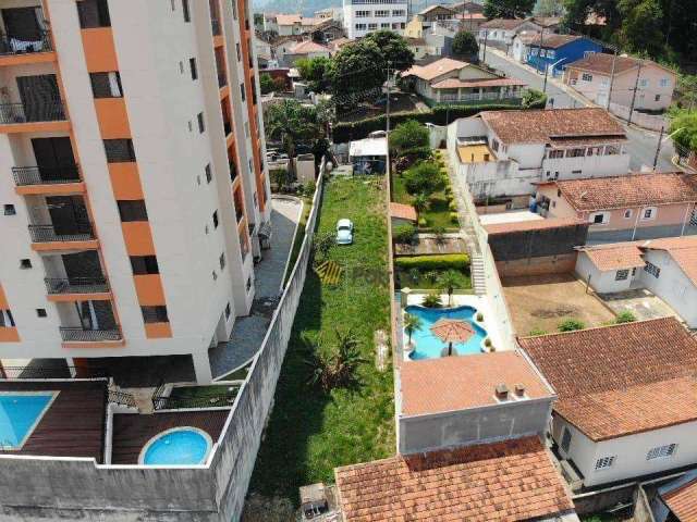 Terreno em declive à venda, 370 m² por R$ 640.000 - Centro - Extrema/MG