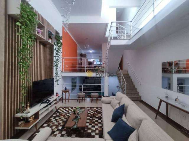 Casa com 3 dormitórios à venda, 253 m² por R$ 1.500.000,00 - Jardim do Mar - São Bernardo do Campo/SP