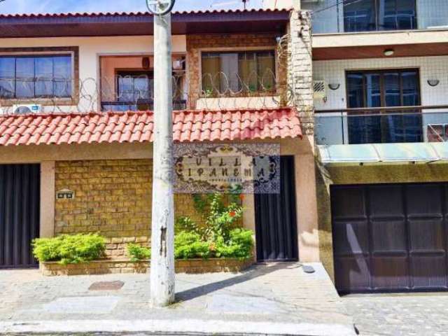 Casa com 3 quartos à venda na Rua General Mitre, Jardim Vinte e Cinco de Agosto, Duque de Caxias, 130 m2 por R$ 890.000