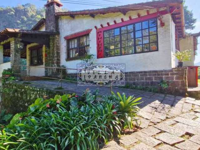 Casa com 10 quartos à venda na Rua Paula Buarque, Quitandinha, Petrópolis, 7000 m2 por R$ 1.600.000