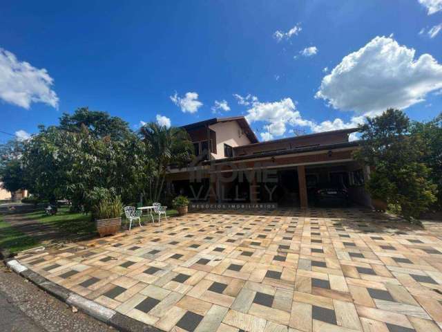 Casa com 8 dormitórios à venda, 950 m² por R$ 2.500.000,00 - Condomínio Chácara Flora - Valinhos/SP