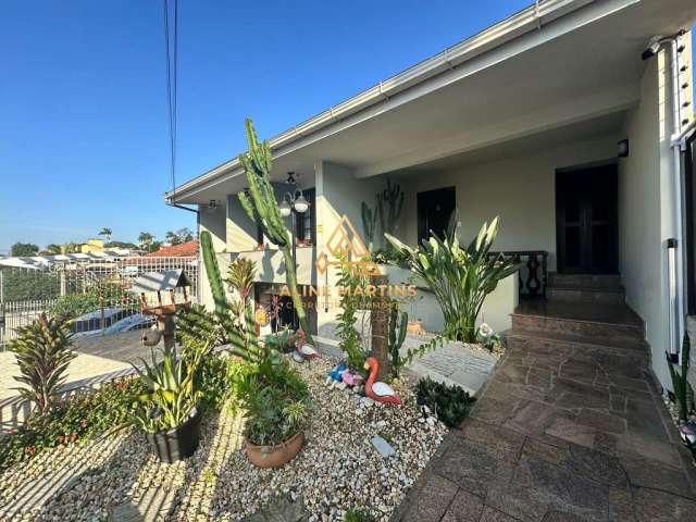 Casa à venda no bairro Capoeiras - Florianópolis/SC