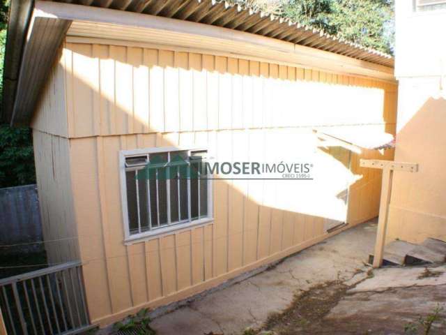 Casa Residêncial com 1 quarto  para alugar, 31.50 m2 por R$ 1150.00 - Merces - Curitiba/PR