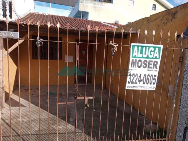 Loja com 1 quarto  para alugar, 40.00 m2 por R$ 770.00 - Fazendinha - Curitiba/PR