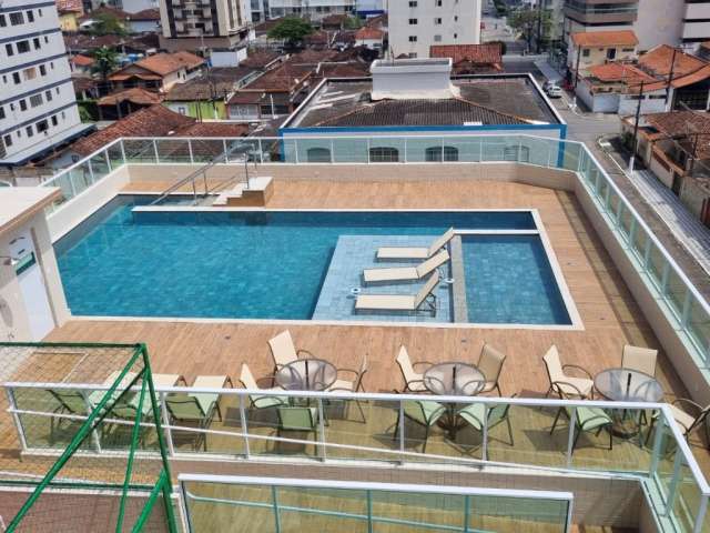 Apartamento a 300 metros da praia, 2 dormitórios.