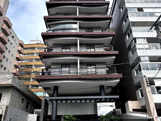 Apartamento 2 dormitórios a 300 metros da praia na Vila Tupi.