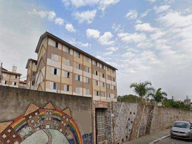 VENDA DE APARTAMENTO NO JARDIM ODETE, EM ITAQUAQUECETUBA/SP, 50m² com 2 quartos, sala, cozinha, lavanderia e 01 vaga. CONSULTE-NOS.