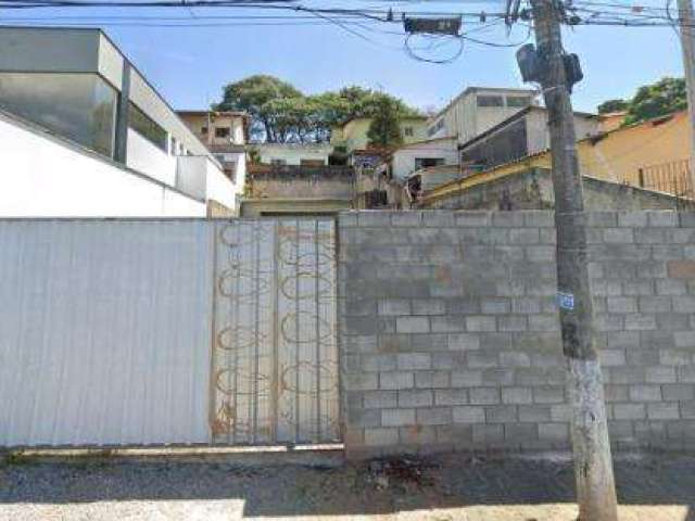 LOCAÇÃO DE TERRENO PLANO NO JARDIM RINCÃO, EM ARUJÁ/SP, com 300m², murado. CONSULTE-NOS.