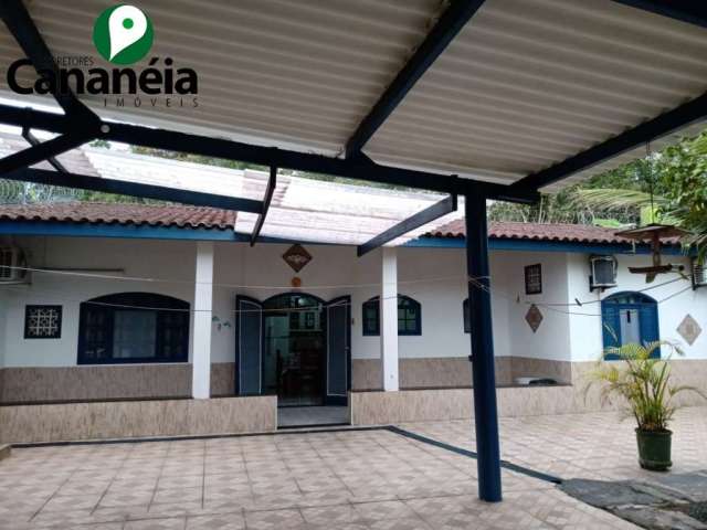 Casa 3 dormitórios (1 suíte) para venda - Paraíso dos Pássaros - Cananéia - Litoral Sul de SP