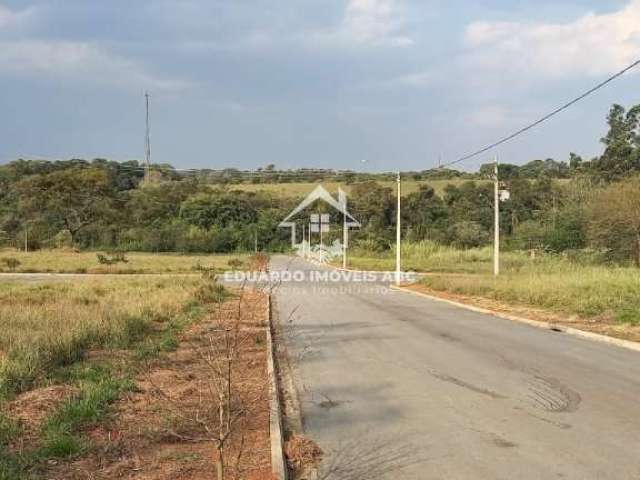 Terreno em Condomínio para Venda em Mogi.