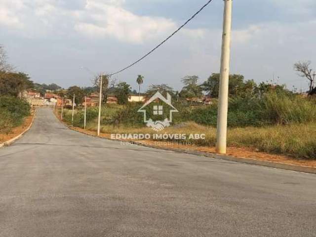 Terreno em Condomínio para Venda em Mogi.