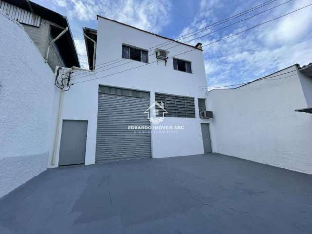 REF 8458- Galpão com trifásico. Ótima localização- Vila Baby - São Paulo