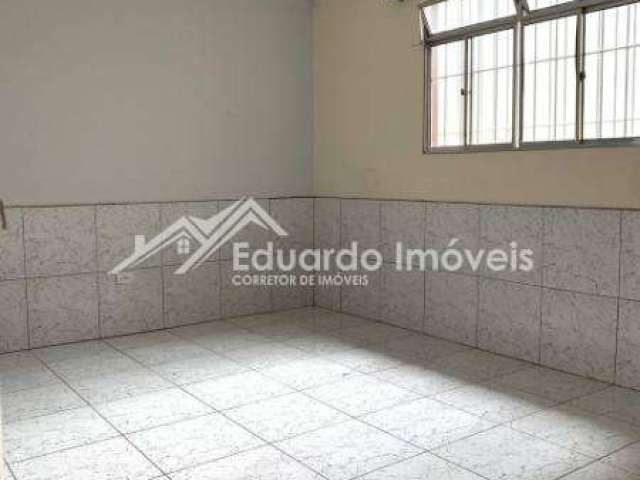 REF 1240. Casa salão para venda . 1 dormitório. 4 vagas. Ótima localização.