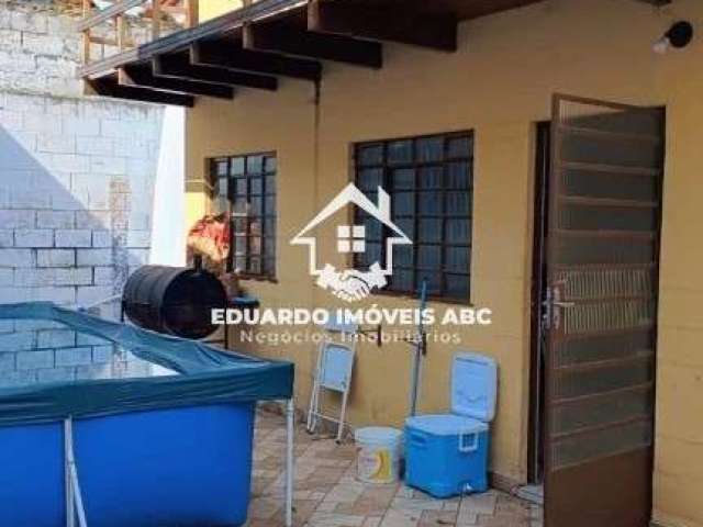 REF: 5574. Casa para venda. 3 dormitórios. 6 vagas na garagem. Ótima localização.