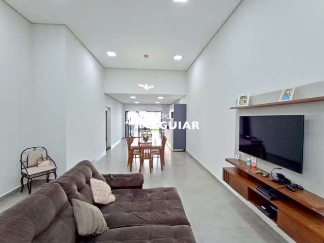 Casa com 3 quartos à venda na Rua João Alonso, 299, Jardim Santa Helena, Valinhos, 161 m2 por R$ 1.050.000