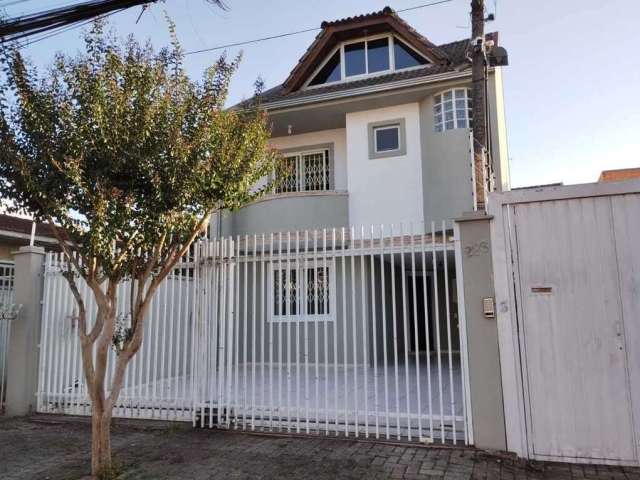 Casa para Venda em Curitiba, Boqueirão, 3 dormitórios, 1 suíte, 2 banheiros