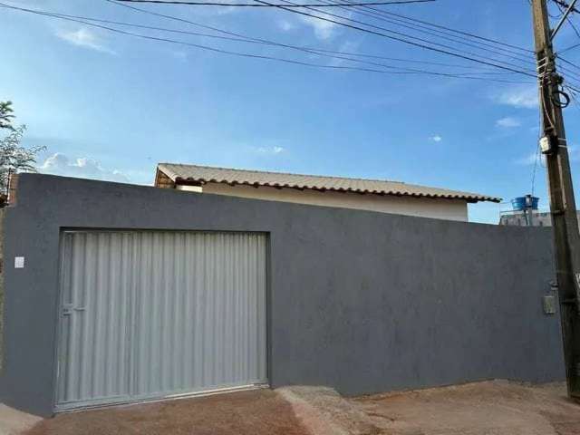 Casa Para Vender com 02 quartos no bairro Monte Sinai em Esmeraldas