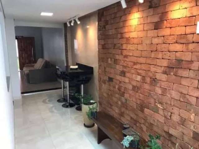 Casa Para Vender com 02 quartos no bairro Icaivera em Contagem