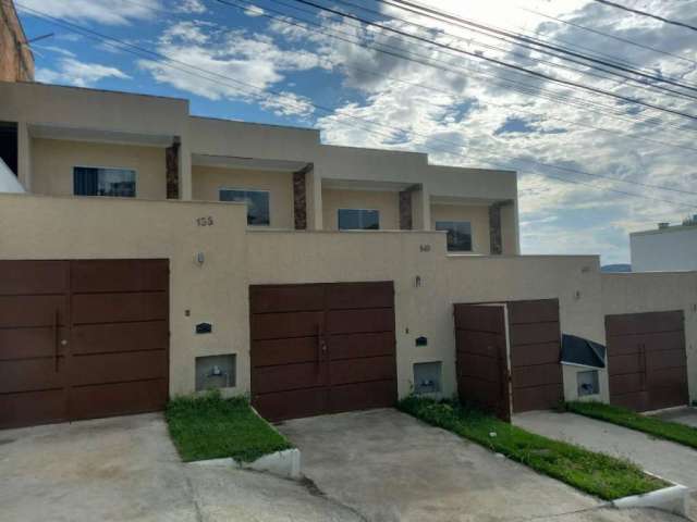 Casa Para Vender com 02 quartos no bairro Jardim das Alterosas em Betim