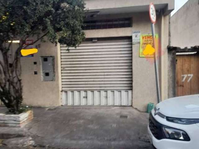 Casa Para Vender com 03 quartos no bairro Novo Riacho em Contagem