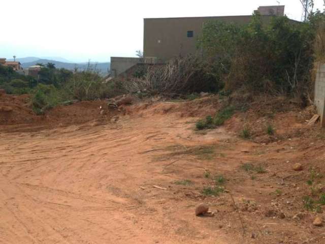 Lote / Terreno de Bairro Para Vender no bairro Tropical em Contagem.