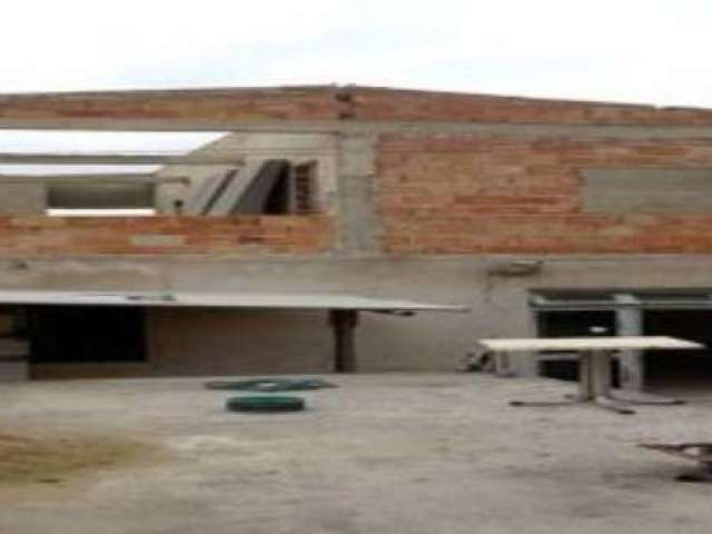 Casa Para Vender com 04 quartos no Duque de Caxias