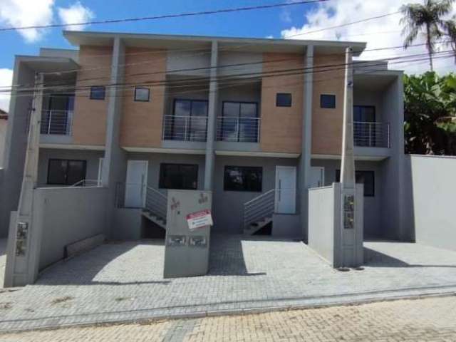 Casa à venda na Rua Guararapes, 697, Floresta, Joinville, 104 m2 por R$ 450.000