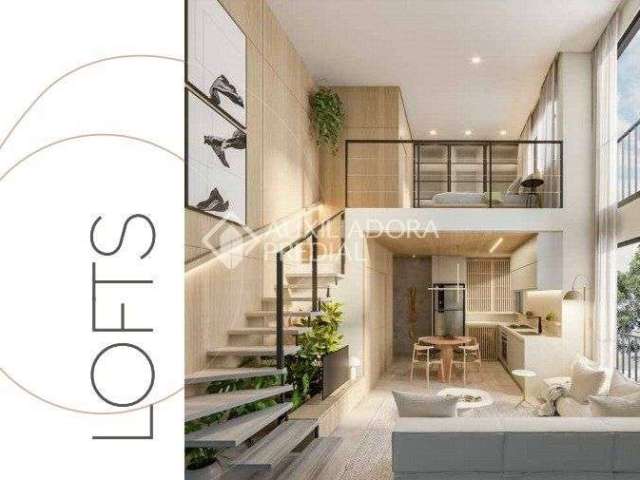 Loft com mezanino e pé direito duplo na melhor localização do Ribeirão da Ilha