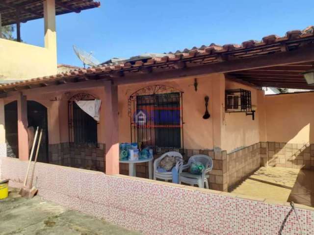 Casa em condomínio fechado com 3 quartos à venda na Estrada de Cassorotiba, Santa Paula (Inoã), Maricá, 68 m2 por R$ 190.000