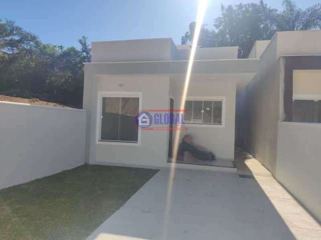 Casa com 2 quartos à venda na Rua Edmundo Estrela Gomes, Itapeba, Maricá, 69 m2 por R$ 350.000