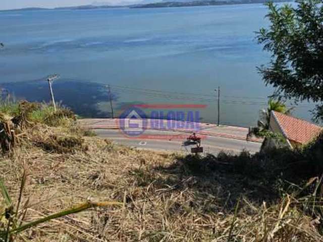 Terreno à venda na Rua Álvares de Castro, Centro, Maricá, 775 m2 por R$ 175.000