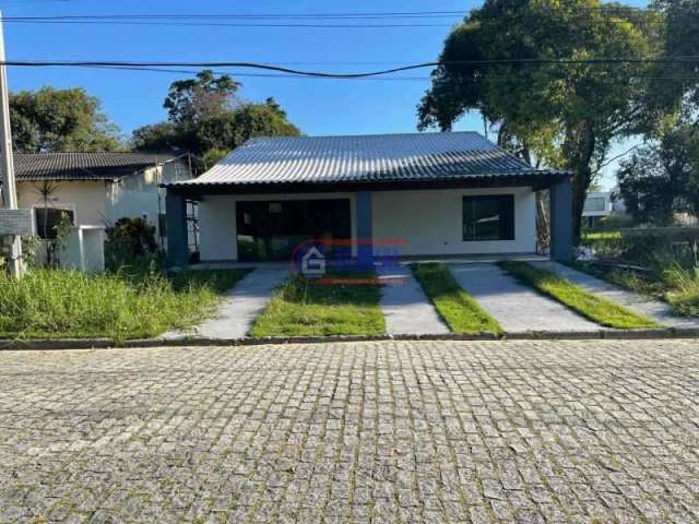 Casa em condomínio fechado com 3 quartos à venda na Estrada Vereador Oldemar Figueiredo, Ubatiba, Maricá, 210 m2 por R$ 790.000