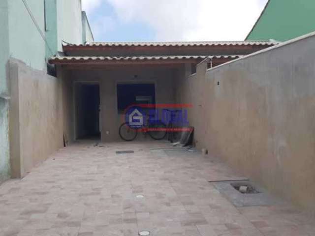 Casa com 2 quartos à venda na Rua das Gralhas, Centro, Maricá, 64 m2 por R$ 350.000