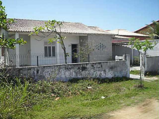 Casa com 3 quartos à venda na Rua Cento e Cinco, Cordeirinho, Maricá, 199 m2 por R$ 480.000