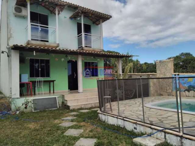 Casa com 3 quartos à venda na Rua Cento e Oito, Balneário Bambuí (Ponta Negra), Maricá, 200 m2 por R$ 420.000