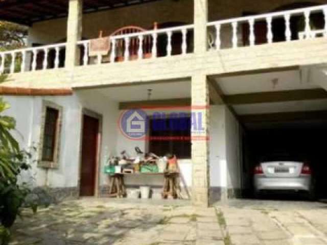 Casa com 5 quartos à venda na Avenida Prefeito Ivan Mundin, Araçatiba, Maricá, 250 m2 por R$ 750.000